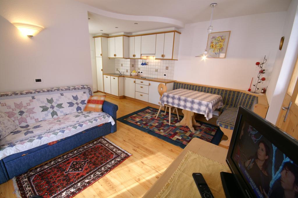 Appartamenti Residence Pars Μπαντία Εξωτερικό φωτογραφία