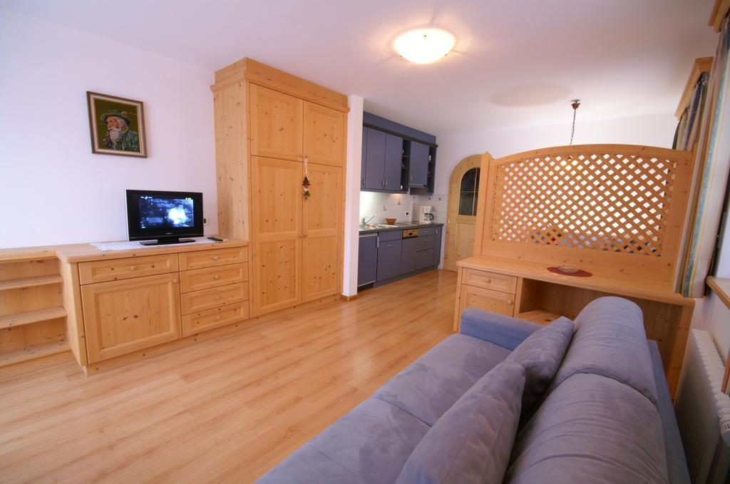 Appartamenti Residence Pars Μπαντία Εξωτερικό φωτογραφία